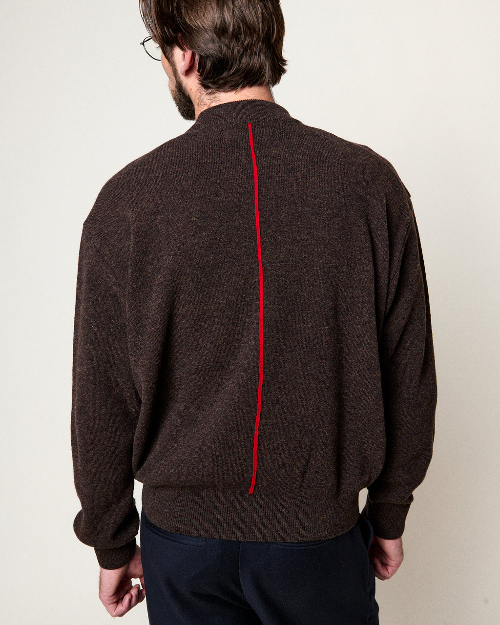 PULL LIAM FUZZ DARK BROWN