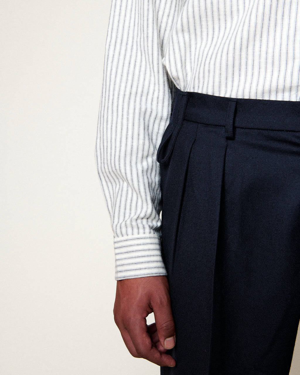 PAULO SLEEK NAVY TROUSERS