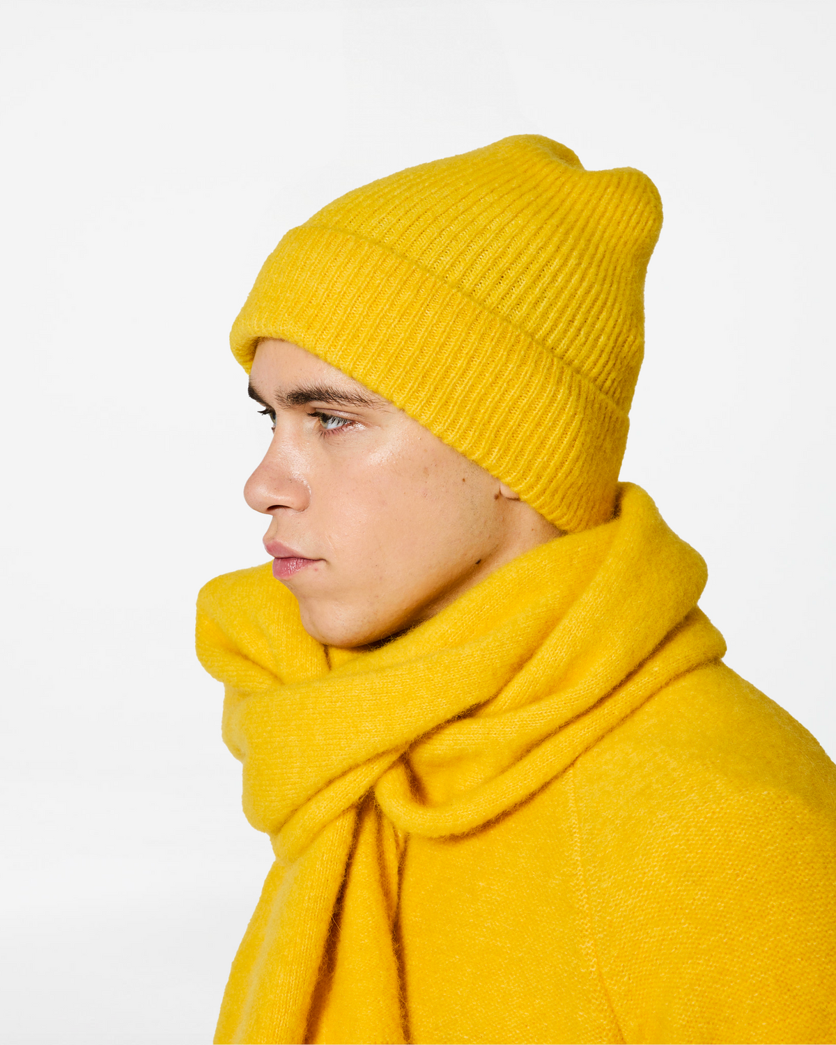 BABY SCARF BRIGHT YELLOW