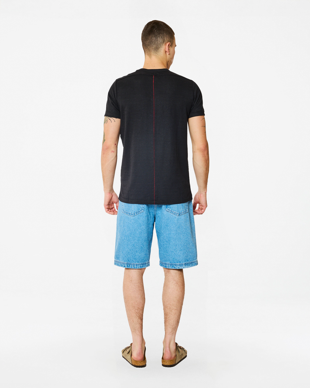 EOLE BLACK T-SHIRT