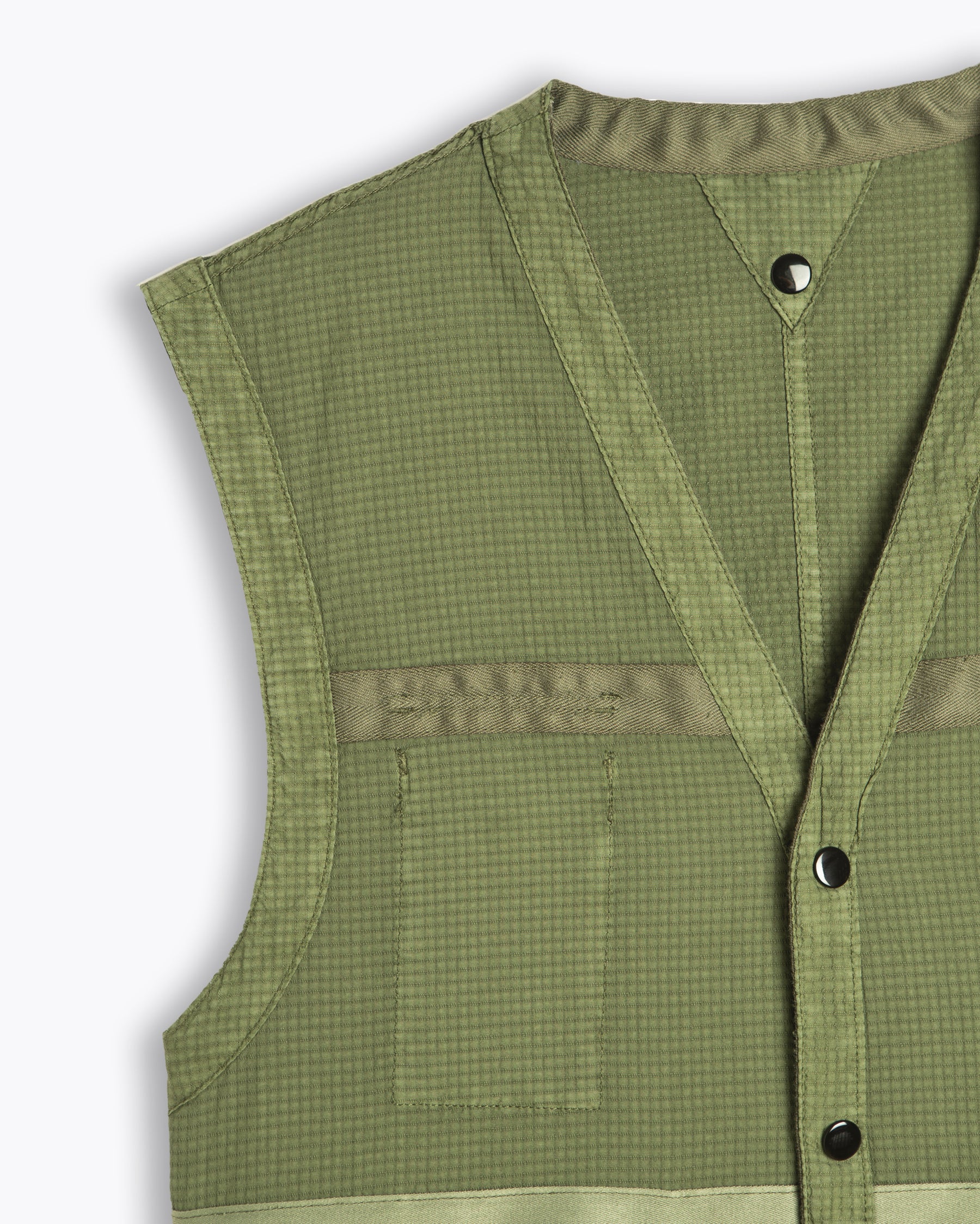 LAZARUS JACKET ARMY GREEN