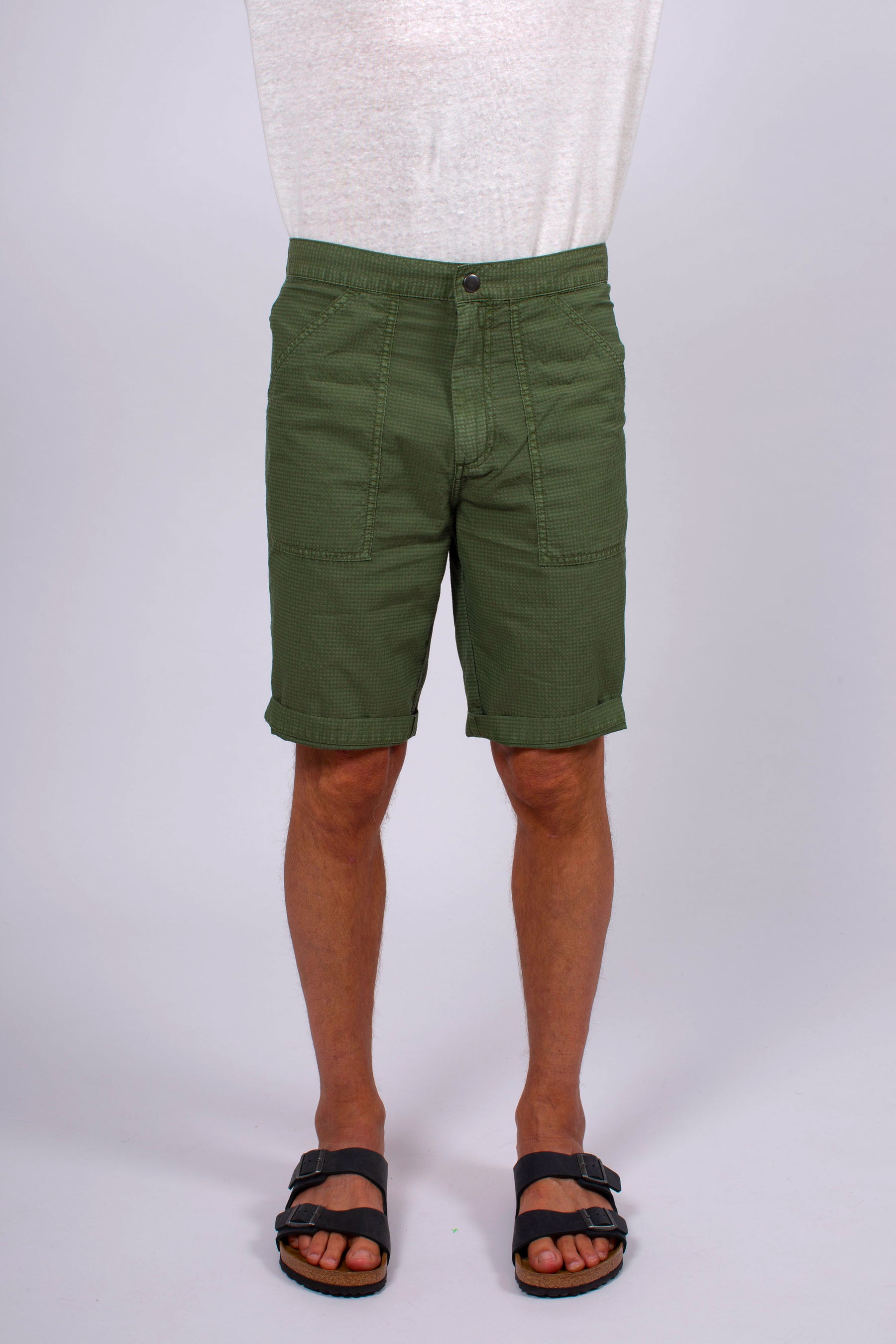 LETO SHORT ARMY GREEN