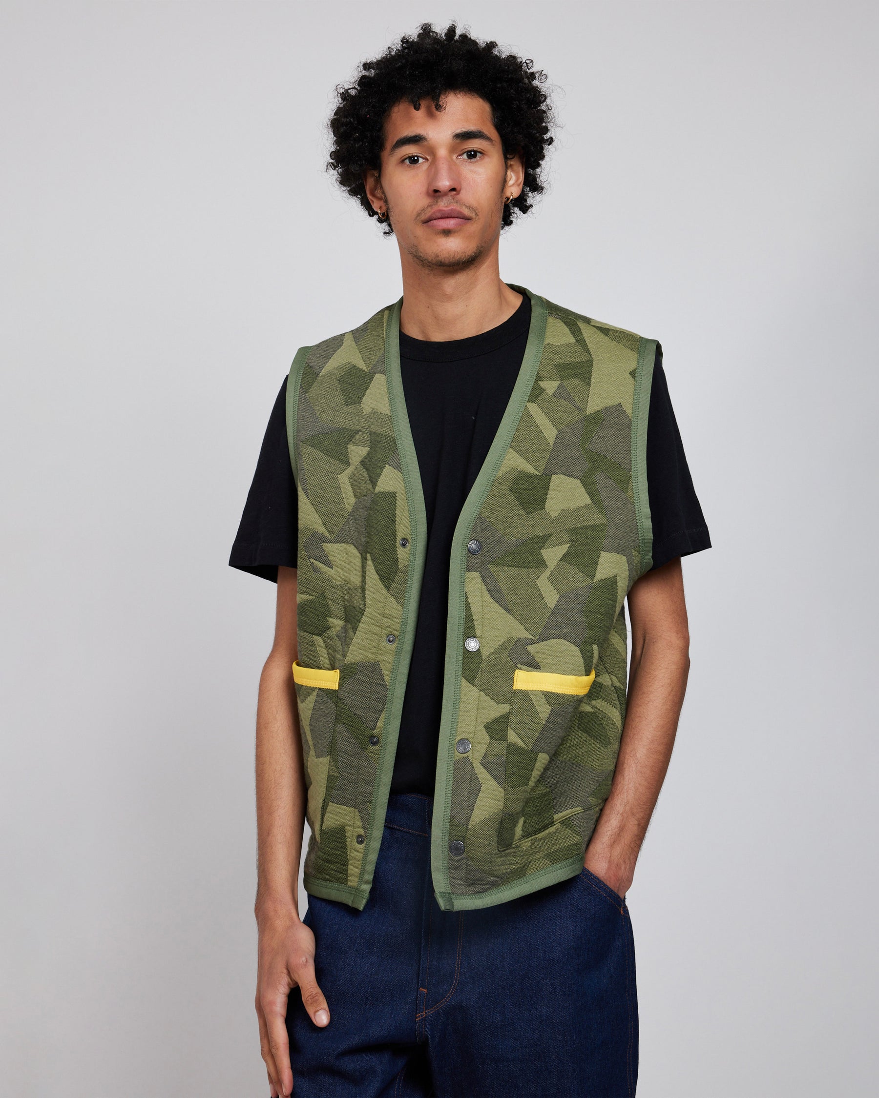 MAERA GEO BLACK/GREEN