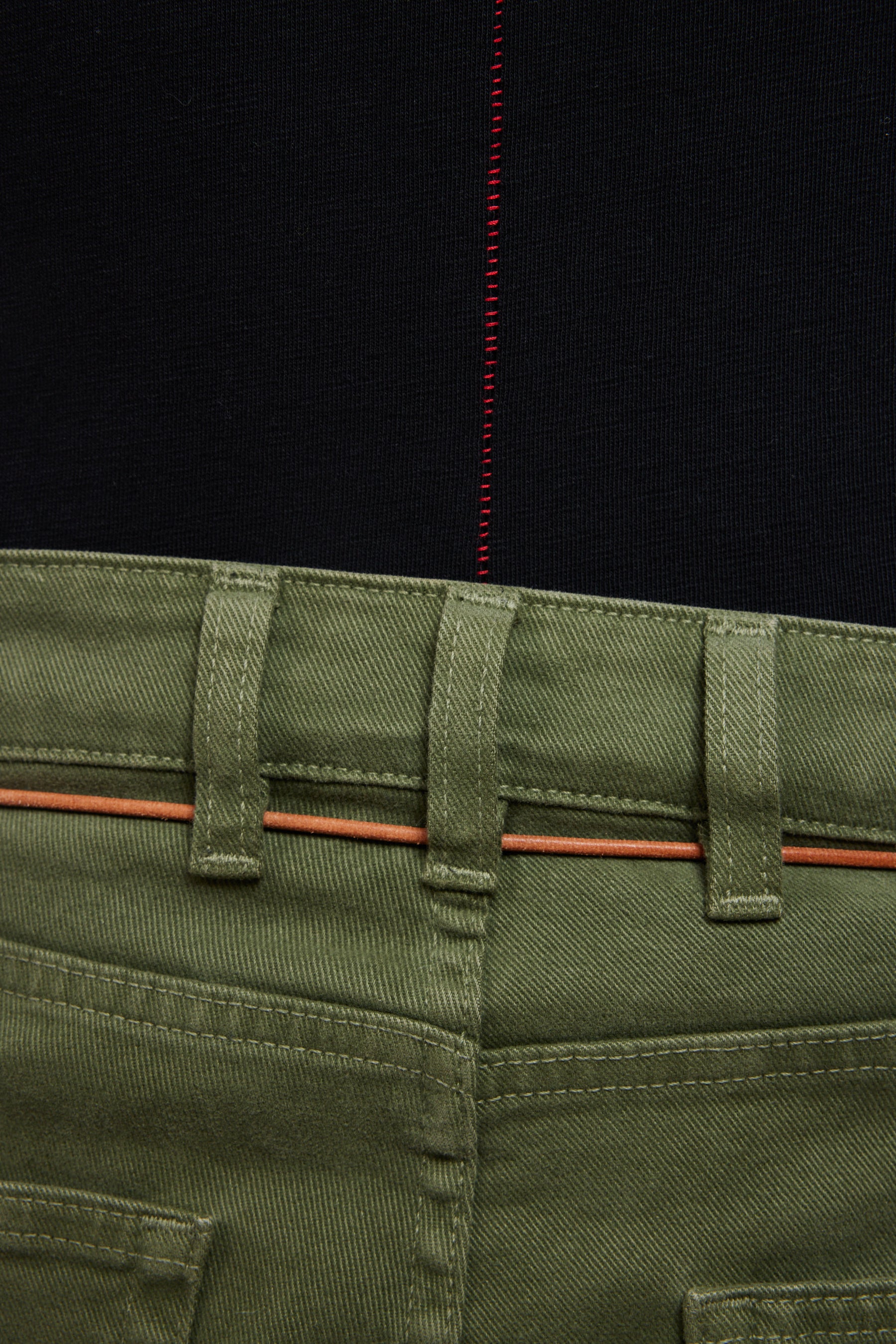 JABALI TWILL SHORT BURNT OLIVE