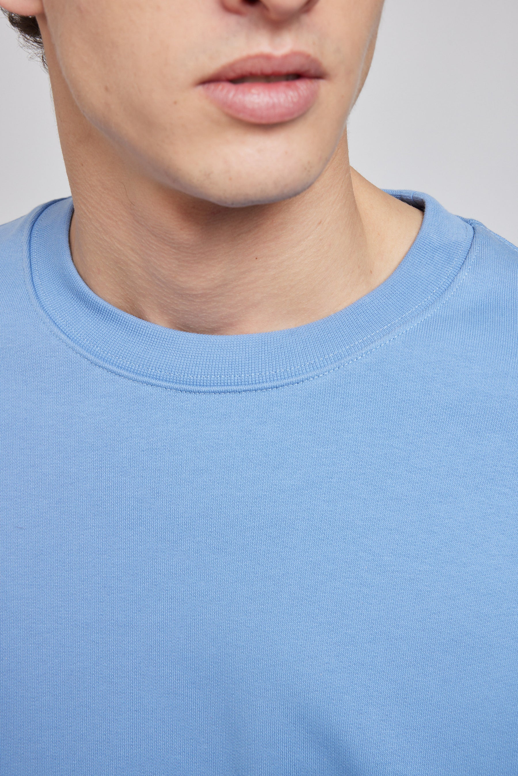 MKO SWEAT NEW BLUE
