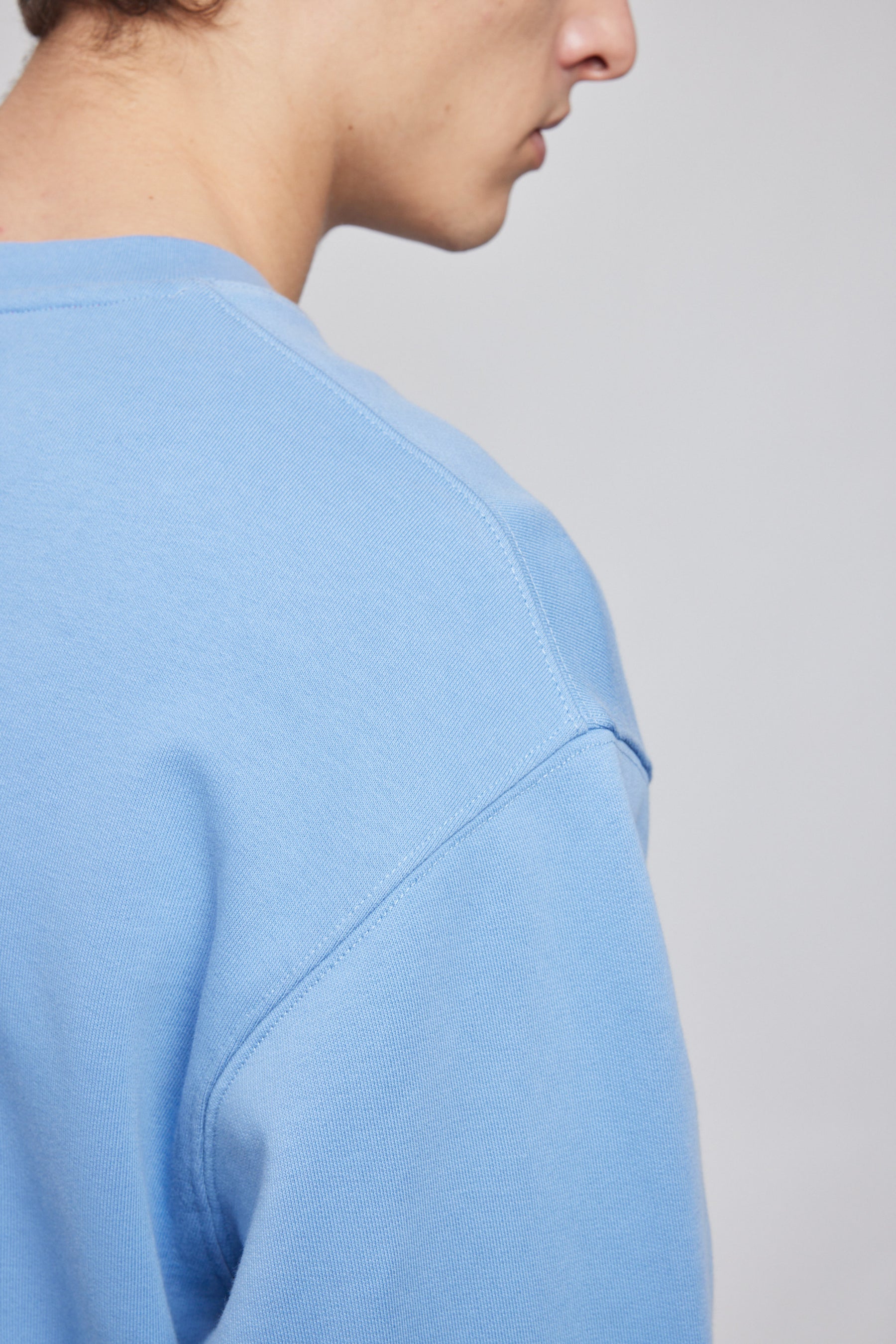 MKO SWEAT NEW BLUE