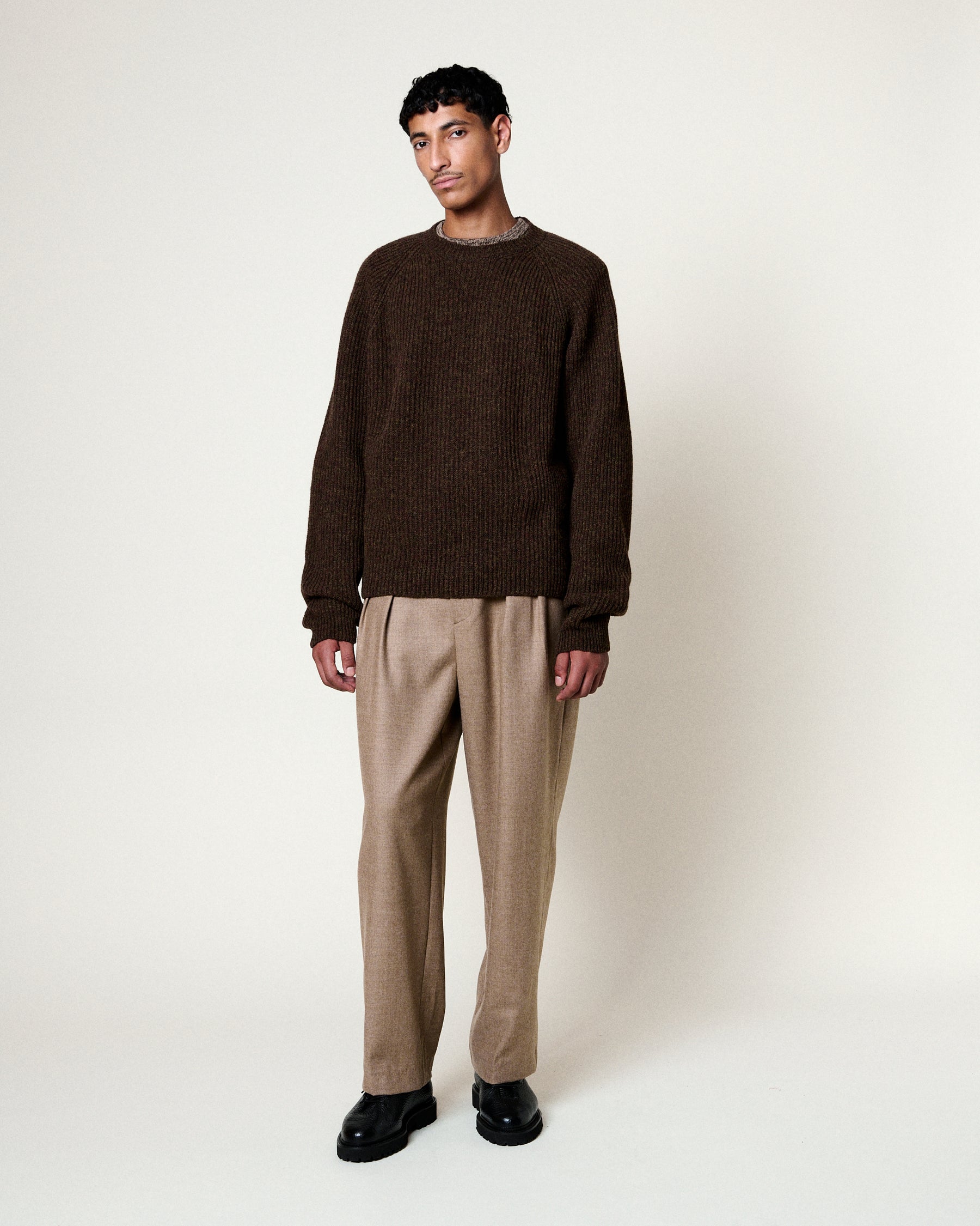 COLIN SHETLAND BRILLIANT BROWN SWEATER