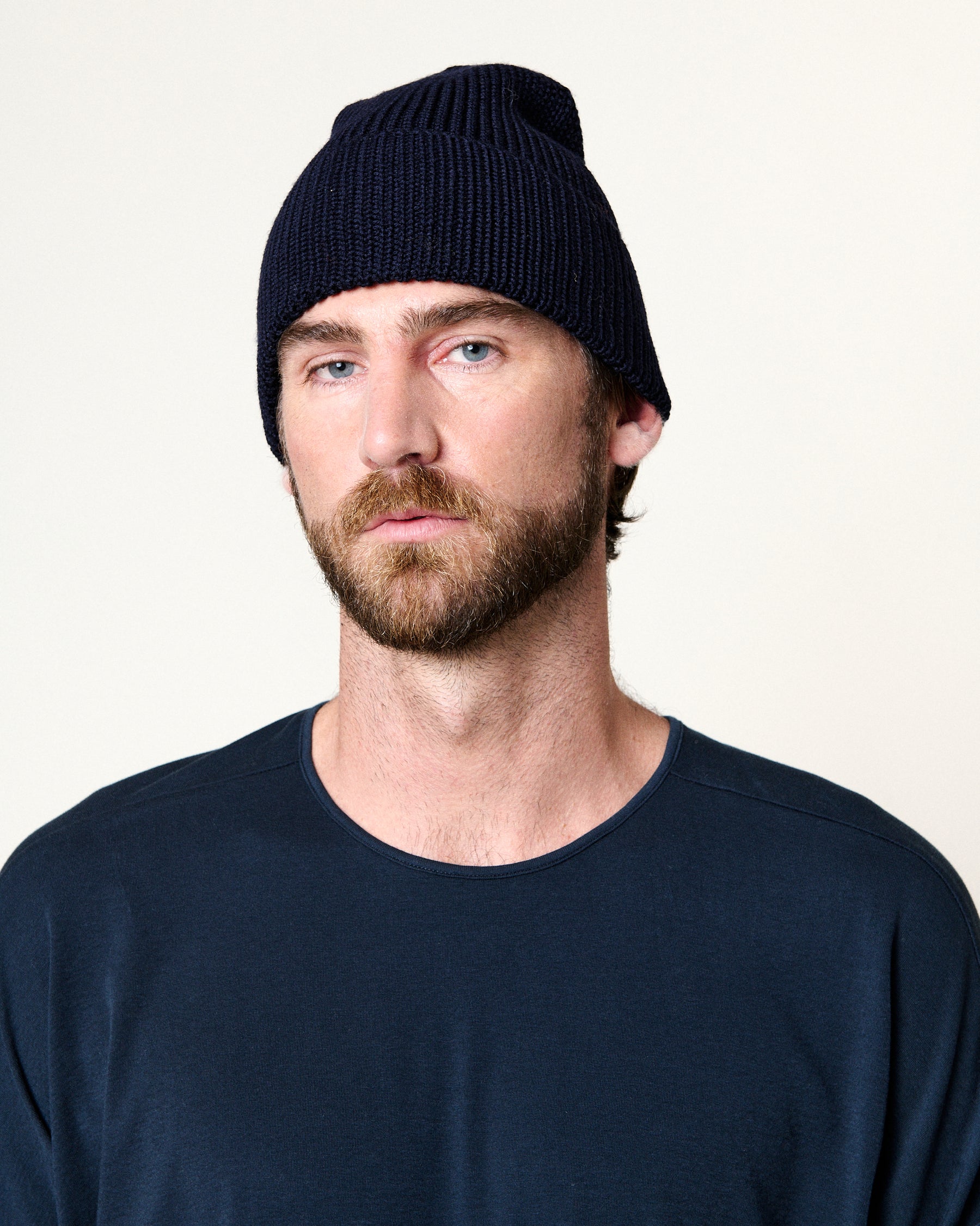 MERINO BEANIE HAT NAVY