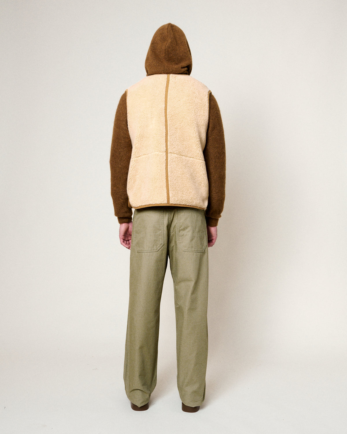 TROY CREAM SLEEVELESS VEST