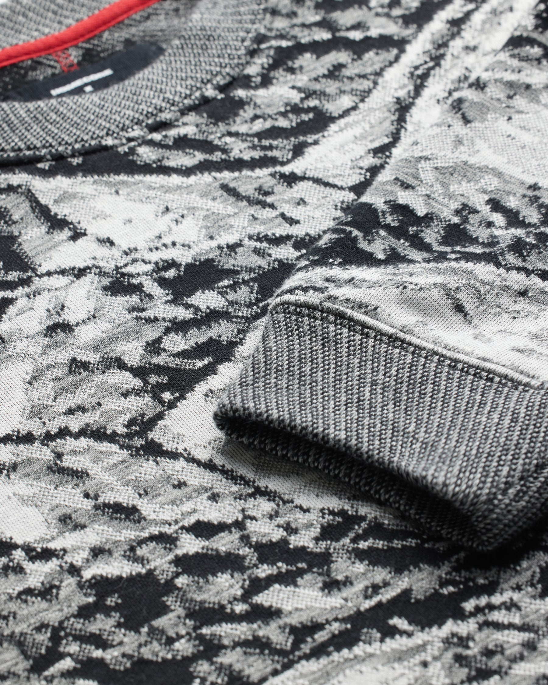 MULTI-GREY SWEAT CAVE