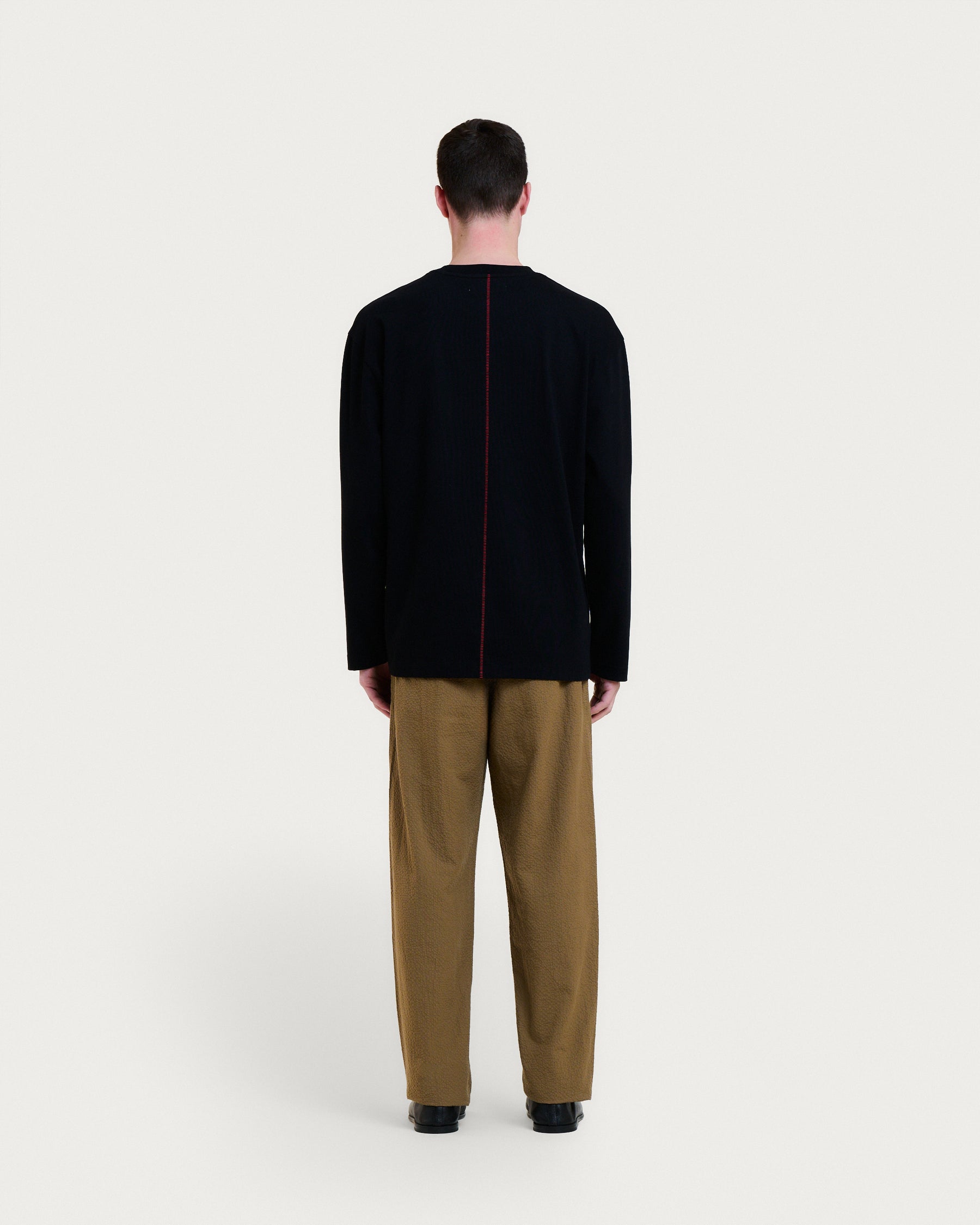 MKO LONG BLACK T-SHIRT