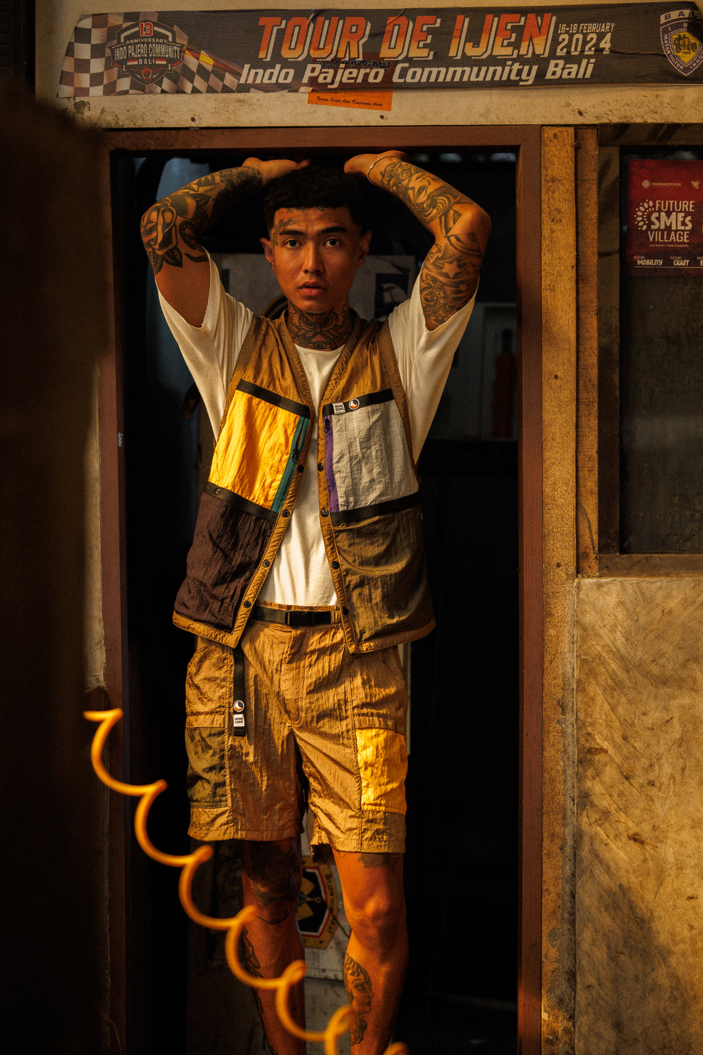 LIGHT VEST BEIGE