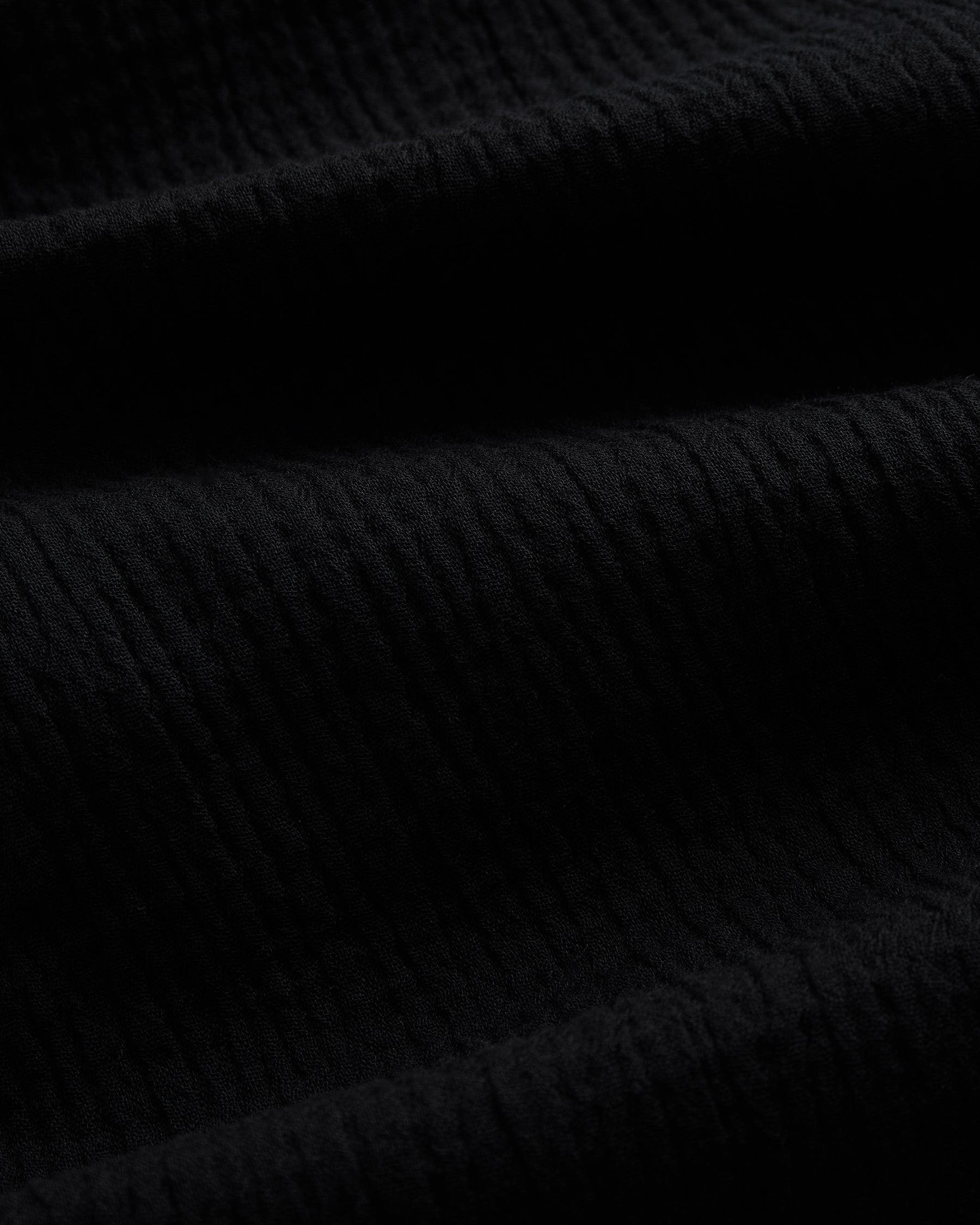 SHADOW TILIA BLACK SHIRT
